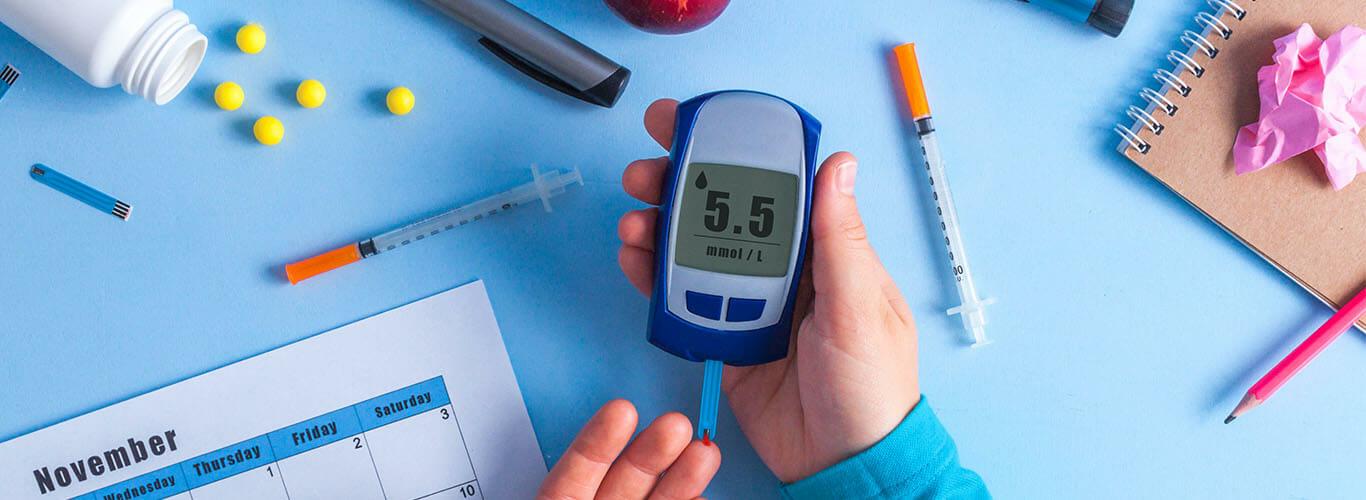 Cukrzyca – na czym polega i skąd się bierze? Objawy, profilaktyka i leczenie